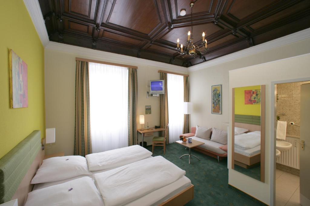Altstadt-Hotel Zieglerbräu Dachau Zimmer foto