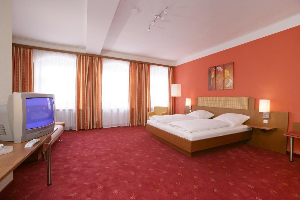 Altstadt-Hotel Zieglerbräu Dachau Zimmer foto