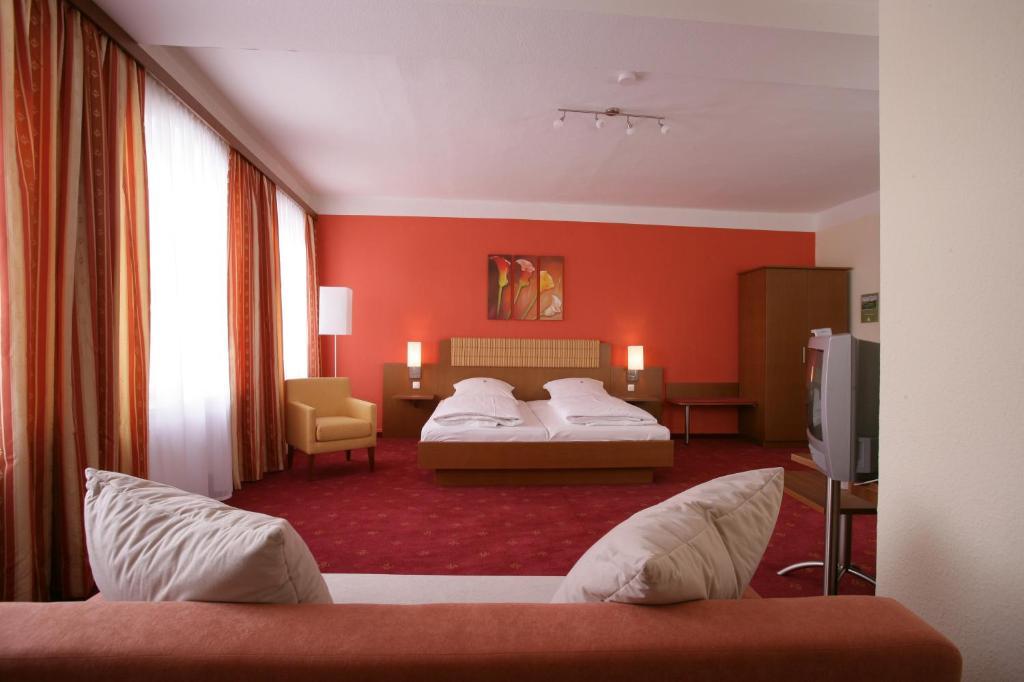 Altstadt-Hotel Zieglerbräu Dachau Zimmer foto