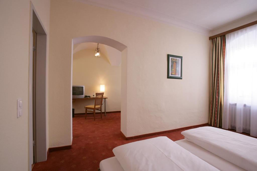 Altstadt-Hotel Zieglerbräu Dachau Zimmer foto